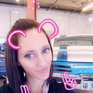 Meet your Posher, Amy